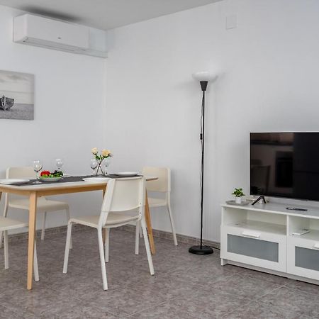 Central Flat With Pool In Fuengirola By Costarentals - Ref 171 Esterno foto